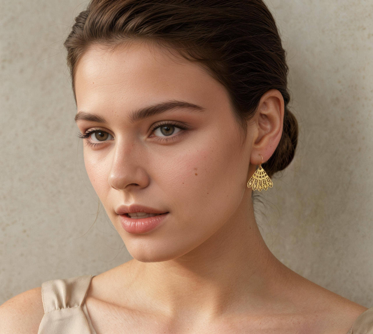 Gold Filigree Fan Earrings: Medium (3.5cm)