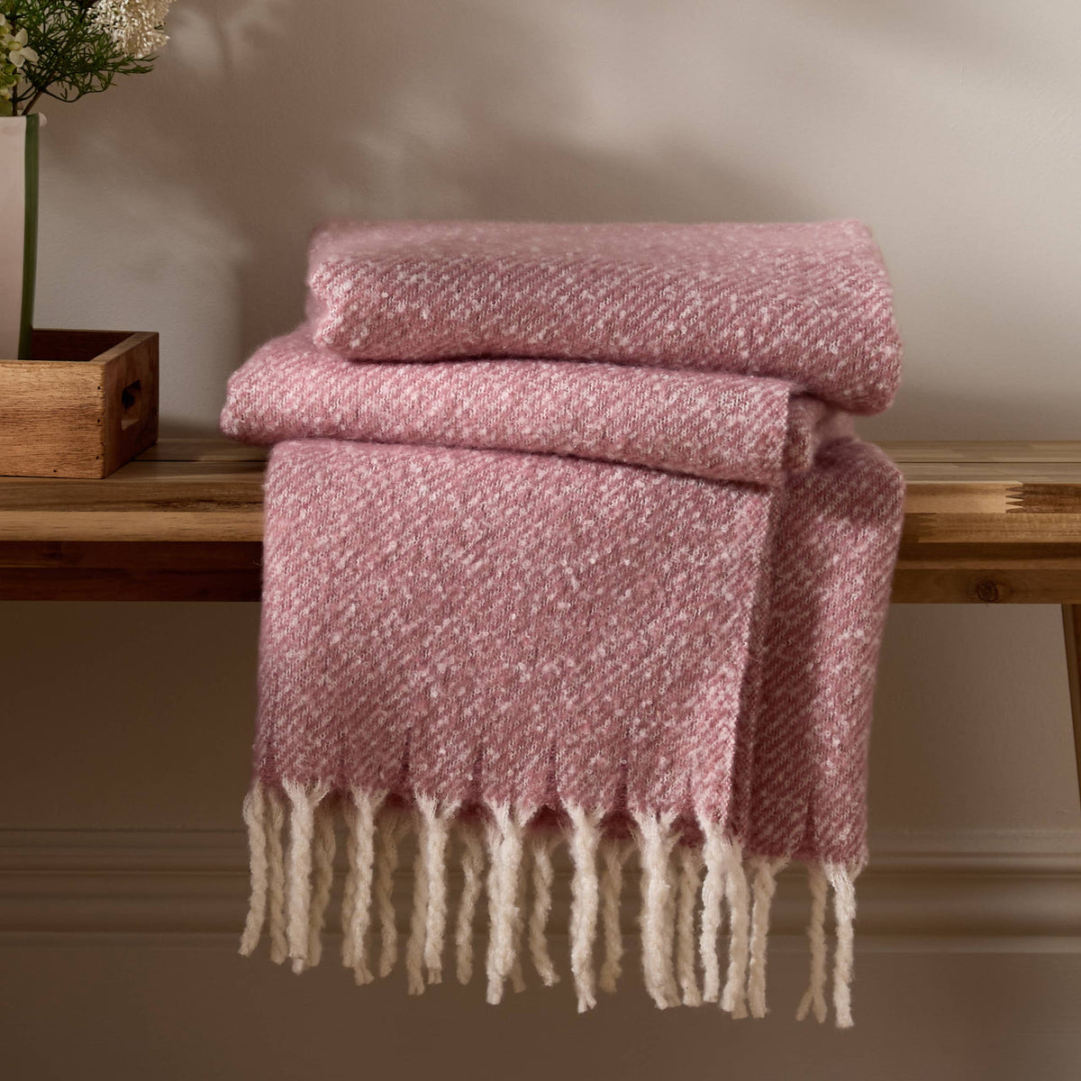 Isla Woven Tasselled Throw Heather: Heather