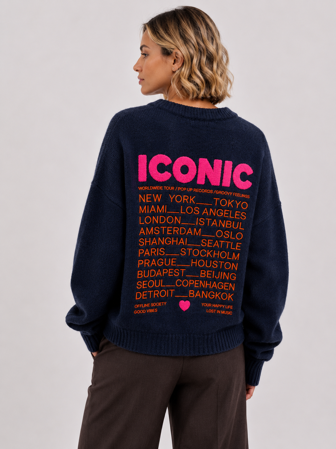 ICONIC Jumper - Navy / One size