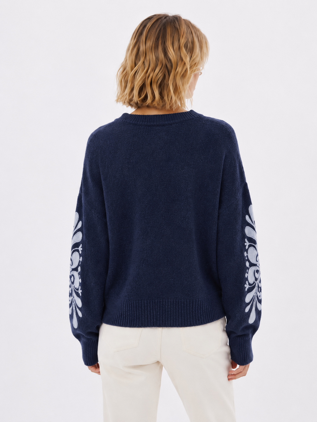 Knitted Jumper with Embroidered Sleeves – Navy