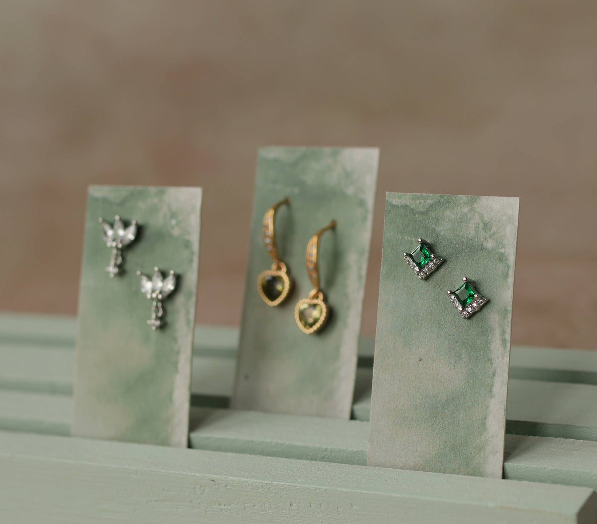 Gold Filigree Fan Earrings: Medium (3.5cm)