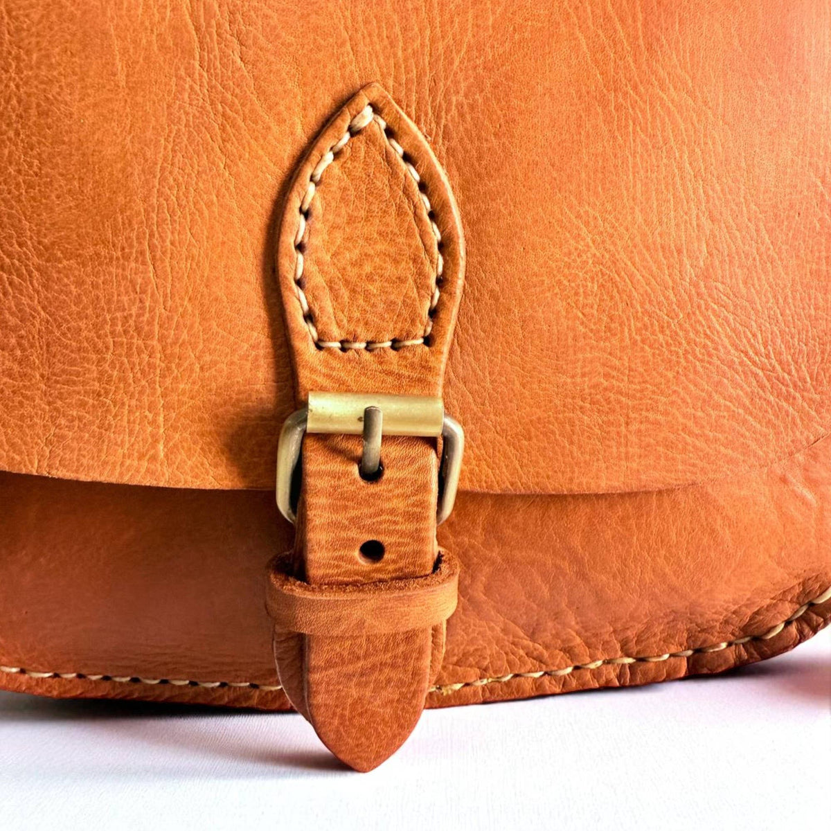 Leather Saddle Cross Body Bag – Tan