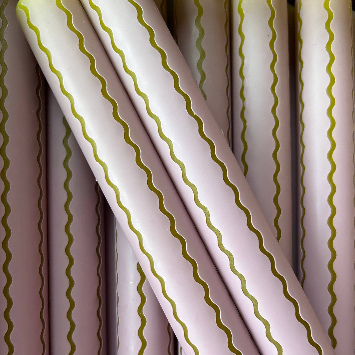 Wiggle Stripe Dinner Candle in Rose & Olive
