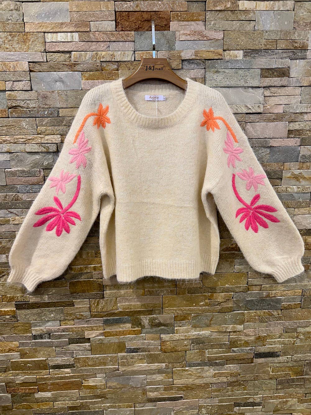 Embroidered Flower Jumper – Cream
