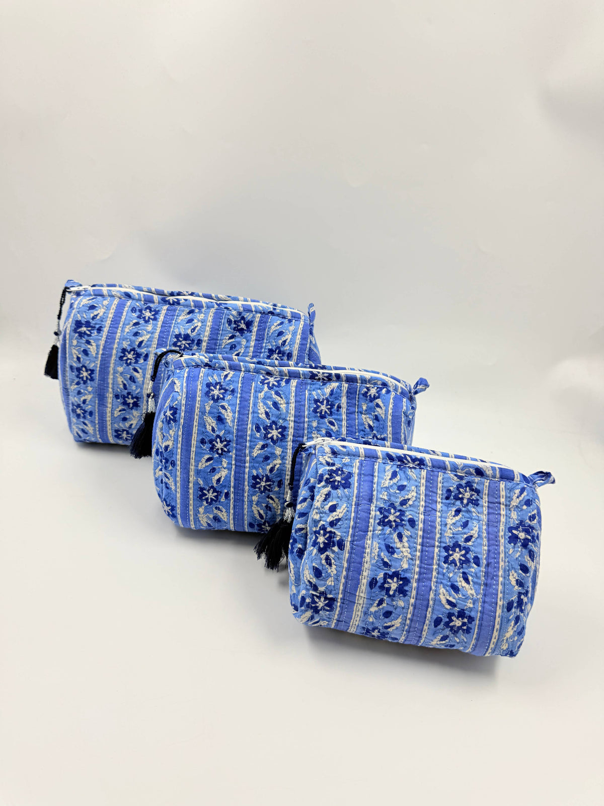 100% Cotton Quilted Washbags - 3 sizes available