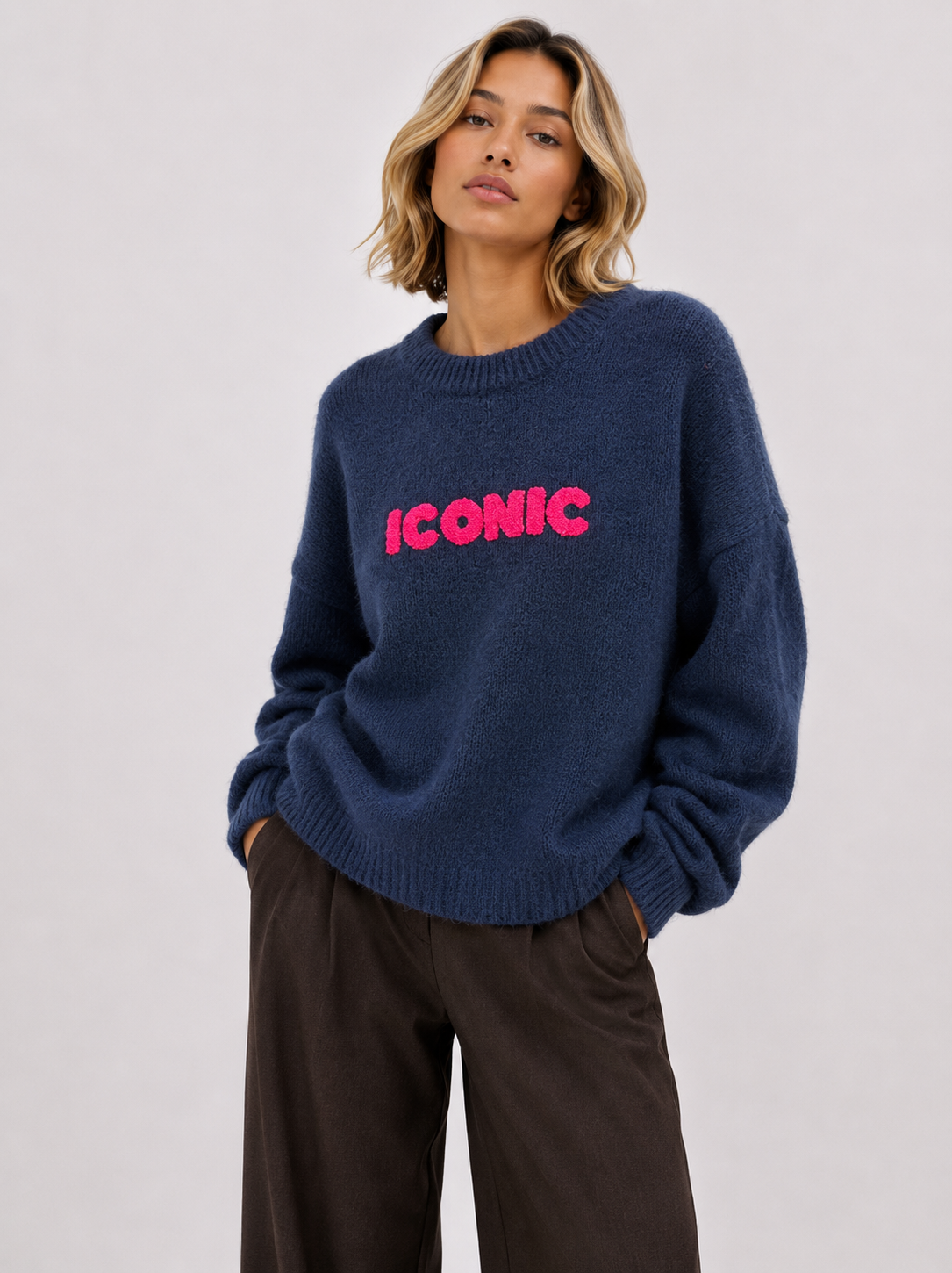 ICONIC Jumper - Navy / One size