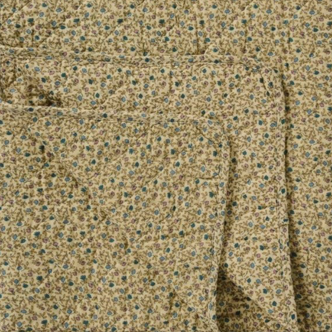 Cream with Blue & Light Pink Flowers Quilted Throw