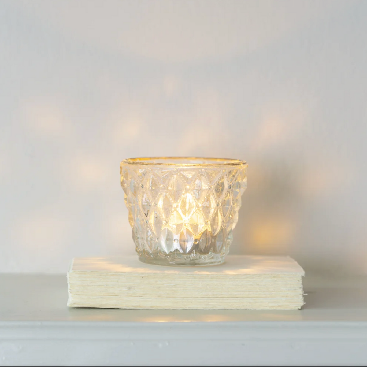 Tealight Holder Pressed Diamond with Gold Rim Small