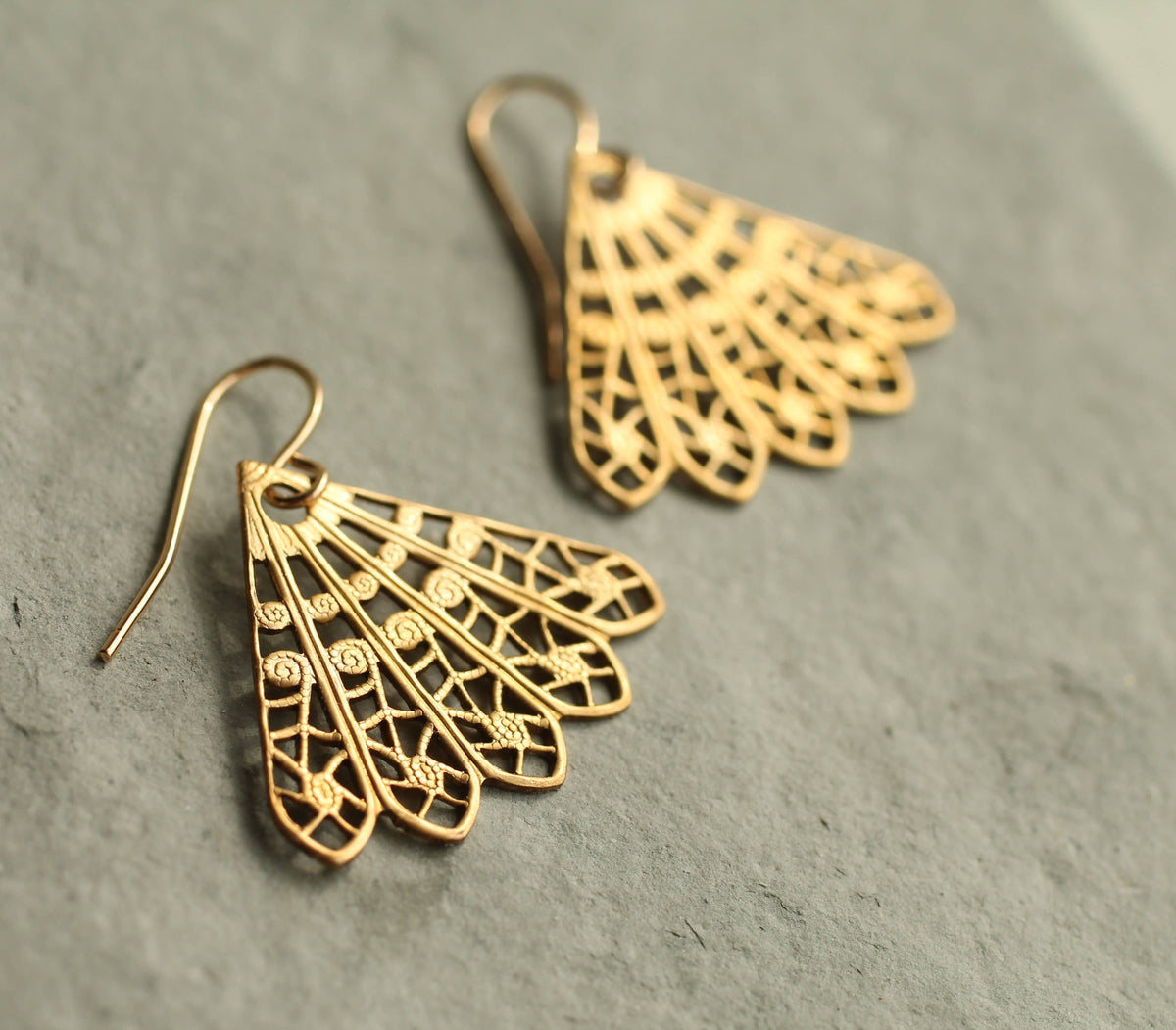 Gold Filigree Fan Earrings: Medium (3.5cm)