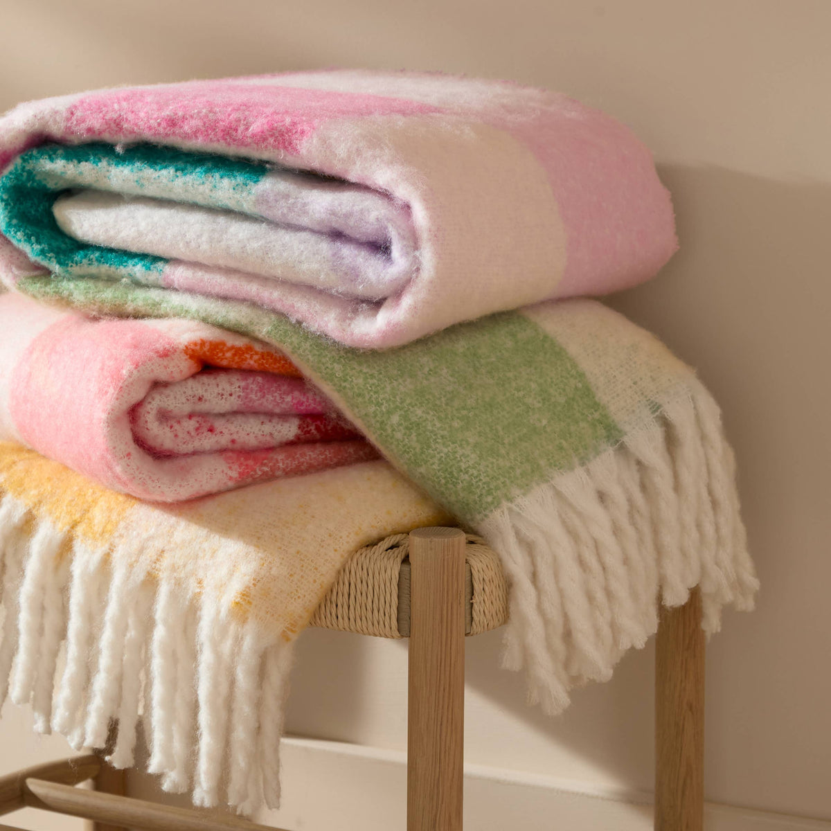Checked Tasselled Throw Aqua & Pink